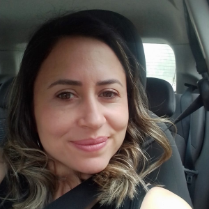 Familiares, amigos e alunos se despedem da professora Jocemara de Campos