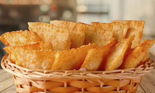 Apae promove venda de pastéis e sonhos em Mafra