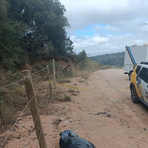 Homem é encontrado morto em estrada rural
