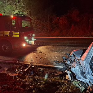 Três pessoas ficam feridas em acidente na BR-280